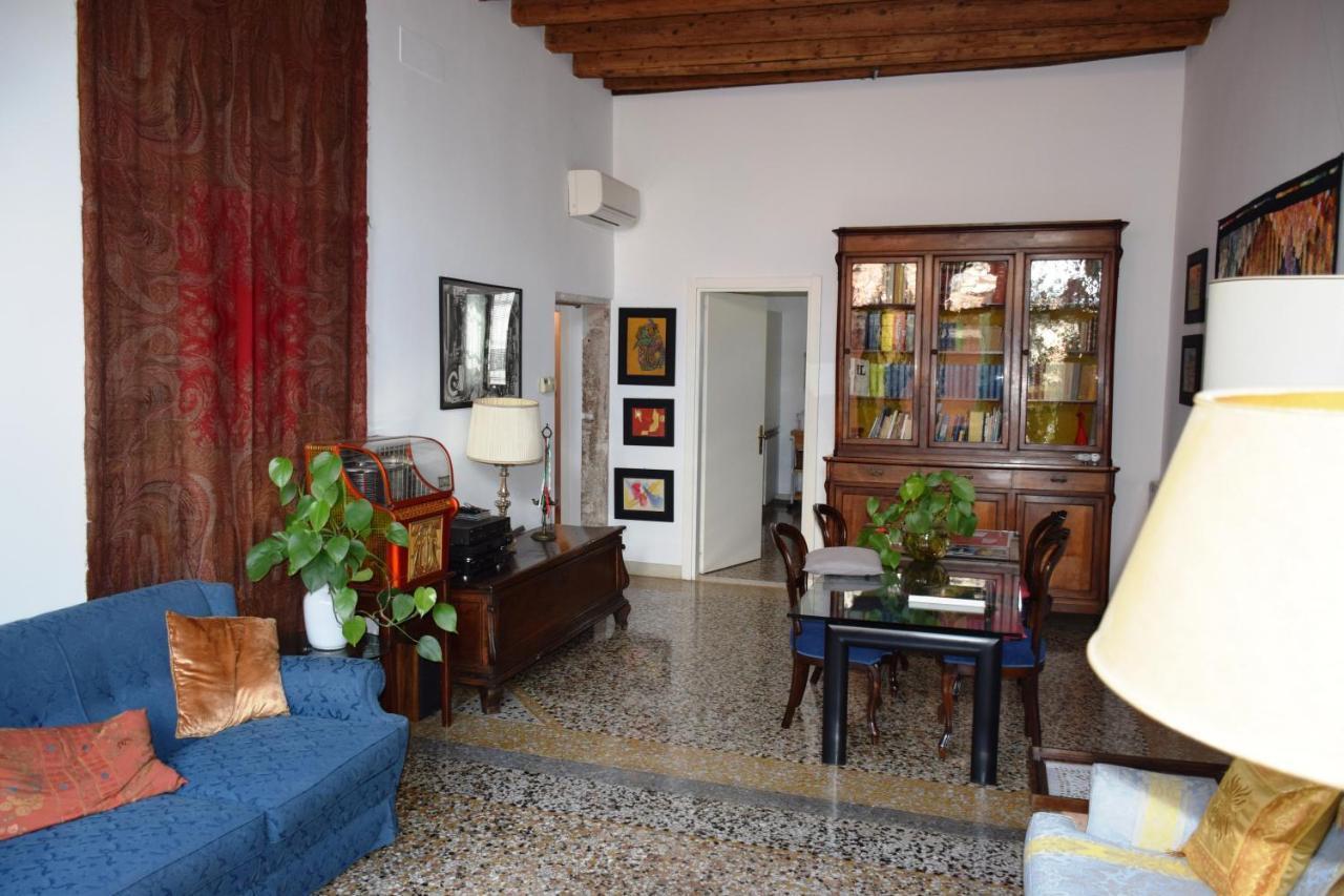 Casa Delle Ginestre Couette-café
