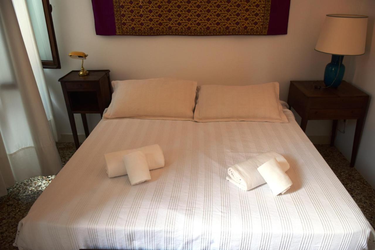 Casa Delle Ginestre Bed & Breakfast