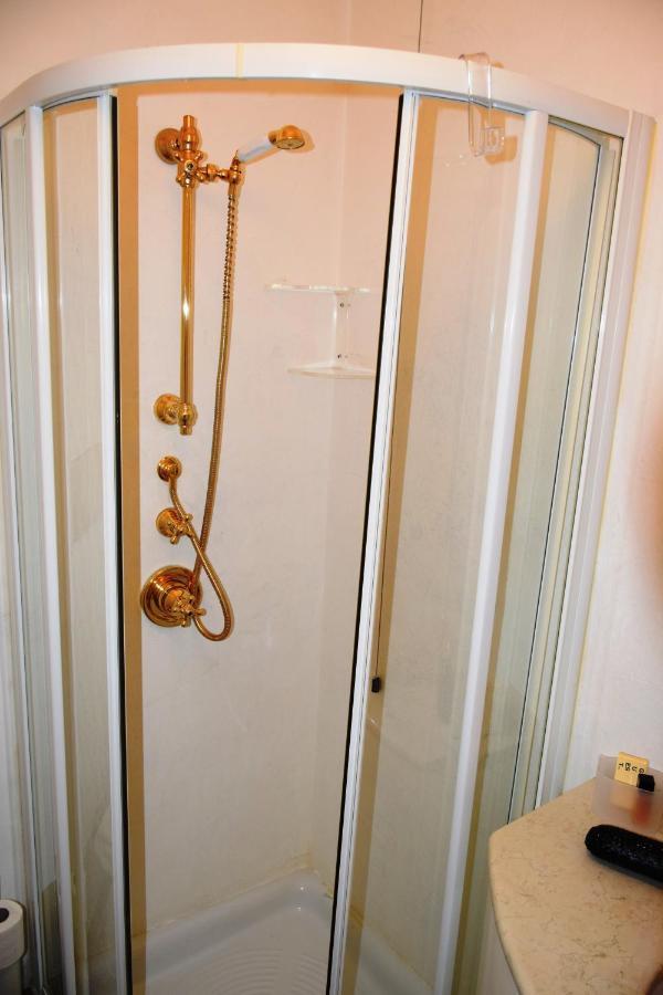 Casa Delle Ginestre Bed & Breakfast